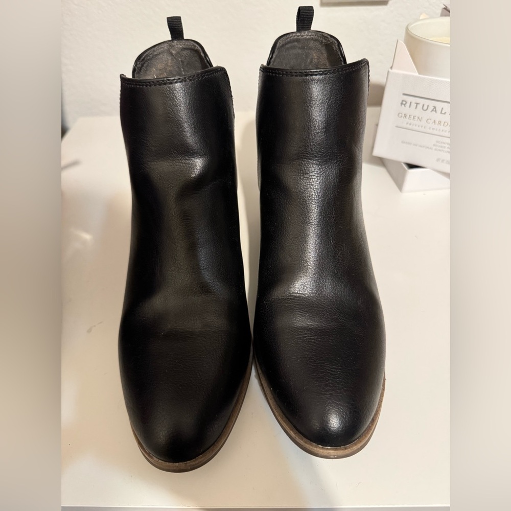 Dr. Scholl’s Ankle Boots, size 9, worn once